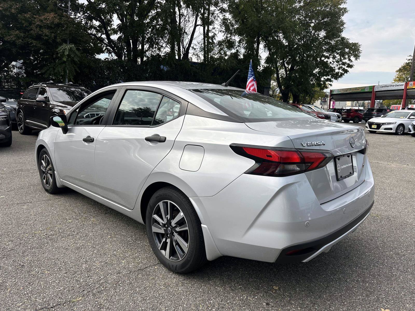 Certified 2024 Nissan Versa S w/ S Plus Package FWD image 5