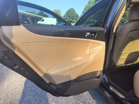 Used 2013 Hyundai Sonata Limited image 11
