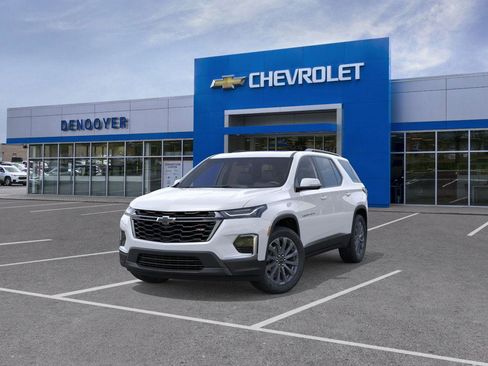 Used 2023 Chevrolet Traverse RS w/ LPO, Floor Liner Package image 8