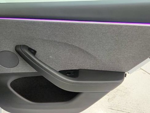 Used 2025 Tesla Model 3 Long Range RWD image 41