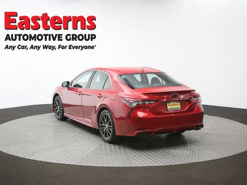 Used 2021 Toyota Camry SE w/ Cold Weather Package image 65