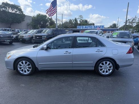Used 2007 Honda Accord EX image 4