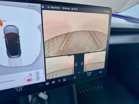 Used 2025 Tesla Model 3 Long Range AWD/4WD image 21