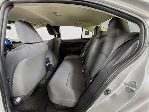 Certified 2025 Toyota Corolla LE image 9