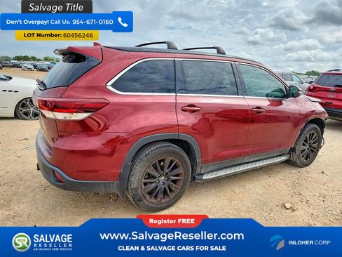 Used 2019 Toyota Highlander SE FWD image 4