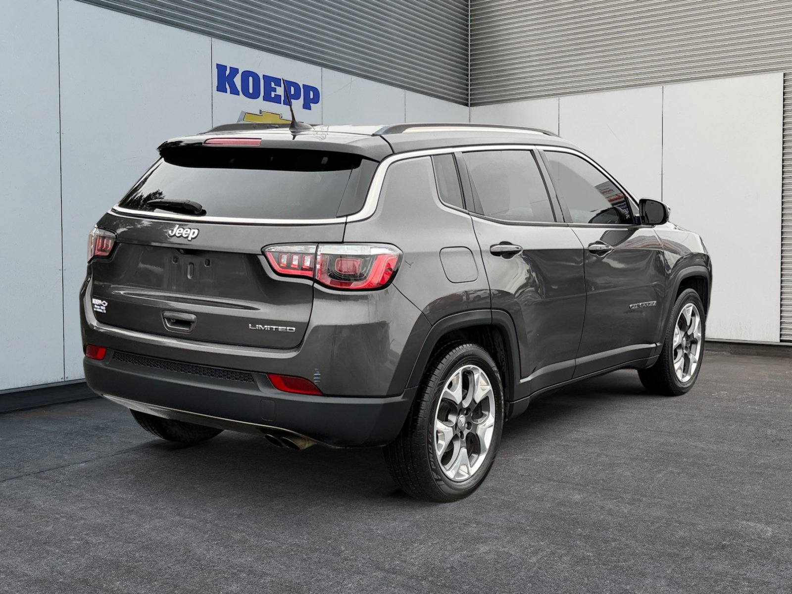 Used 2020 Jeep Compass Limited FWD image 5