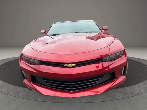 Used 2016 Chevrolet Camaro LT RWD image 2