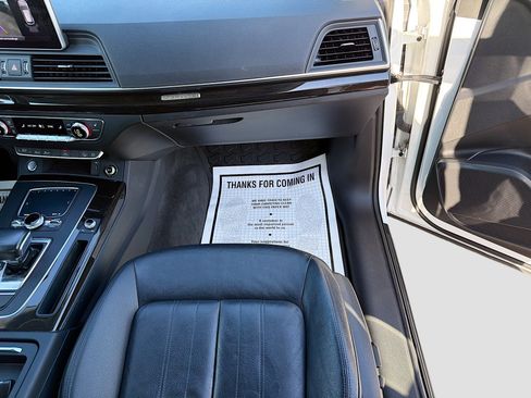 Used 2018 Audi Q5 2.0T Premium Plus w/ Premium Plus Package AWD/4WD image 17