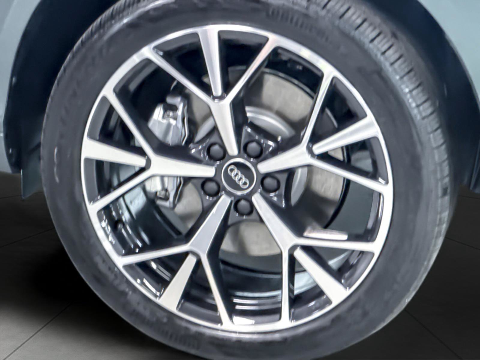 New 2026 Audi Q3 quattro 2.0T AWD/4WD image 25