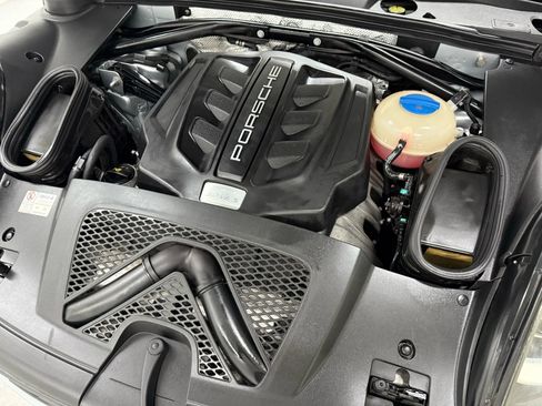 Used 2016 Porsche Macan S image 51