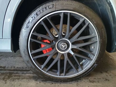 Used 2025 Mercedes-Benz GLS 63 AMG 4MATIC image 27