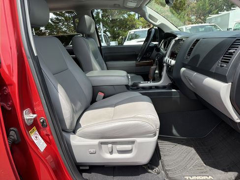 Used 2013 Toyota Tundra Limited w/ Memory Pkg AWD/4WD image 35