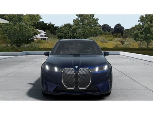 New 2026 BMW iX xDrive45 image 3