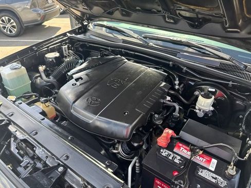 Used 2015 Toyota Tacoma PreRunner w/ TRD Sport Package RWD image 38