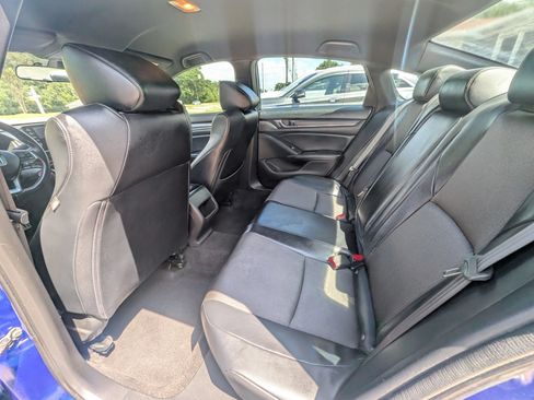 Used 2018 Honda Accord Sport image 30