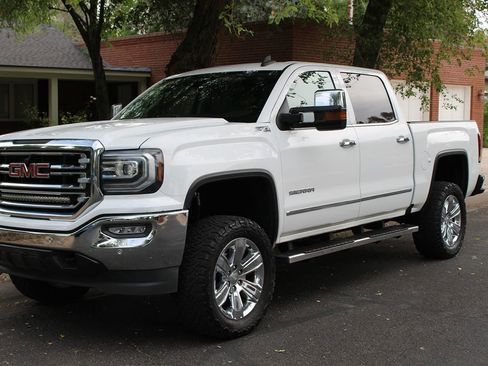 Used 2017 GMC Sierra 1500 SLT image 30