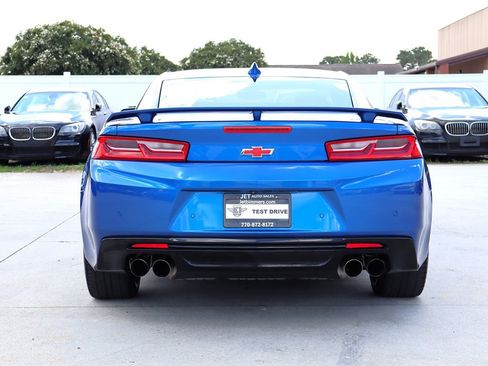Used 2016 Chevrolet Camaro SS RWD image 6