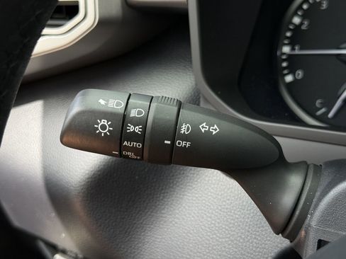 Used 2025 Toyota Tundra SR5 w/ SR5 Premium Package image 22