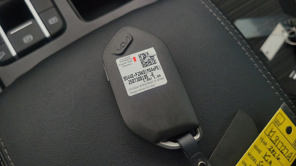 Used 2026 Kia Sorento LX FWD image 23