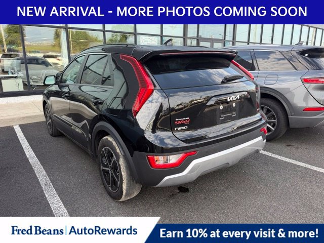 Used 2023 Kia Niro EX w/ EX Cold Weather Package FWD image 5