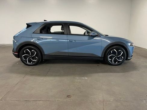 Used 2024 Hyundai Ioniq 5 SE AWD/4WD image 2
