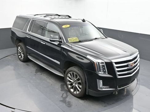 Used 2018 Cadillac Escalade ESV Premium Luxury AWD/4WD image 42