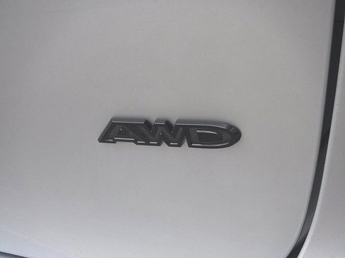 New 2026 Chrysler Pacifica Select w/ S Appearance Package image 3