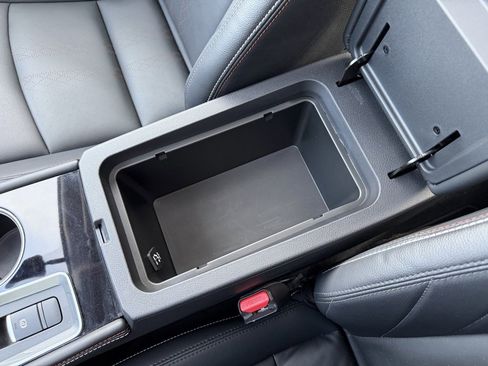 Used 2025 Nissan Altima 2.5 SR w/ SR Premium Package image 29