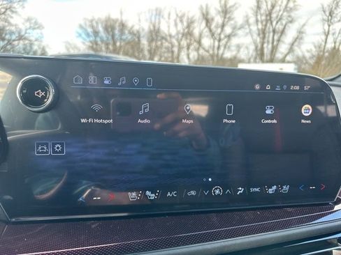 New 2026 Chevrolet Traverse RS image 26