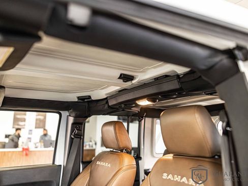 Used 2015 Jeep Wrangler Unlimited Sahara image 17