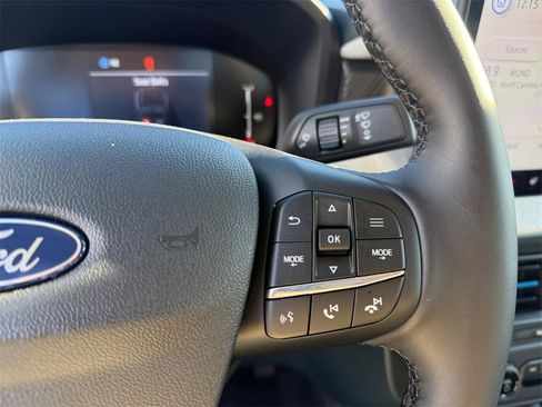 New 2025 Ford Maverick XLT w/ XLT Luxury Package image 24