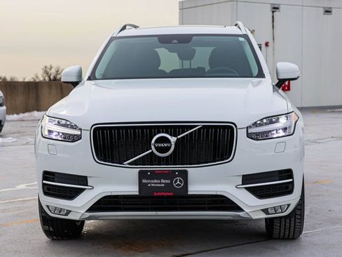 Used 2017 Volvo XC90 T6 Momentum w/ Momentum Plus Package image 2