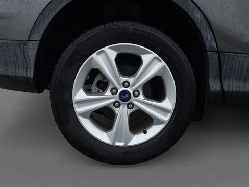 Used 2016 Ford Escape SE image 10