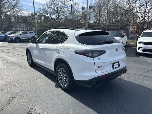 Used 2024 Alfa Romeo Stelvio Sprint image 7