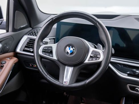 Certified 2024 BMW X5 xDrive40i w/ M Sport Package image 10