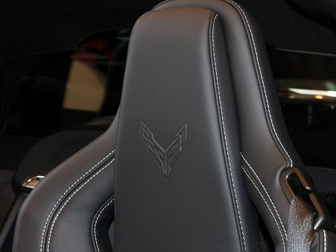 Used 2026 Chevrolet Corvette Stingray Coupe w/ 1LT image 39