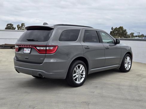 Used 2022 Dodge Durango GT RWD image 4