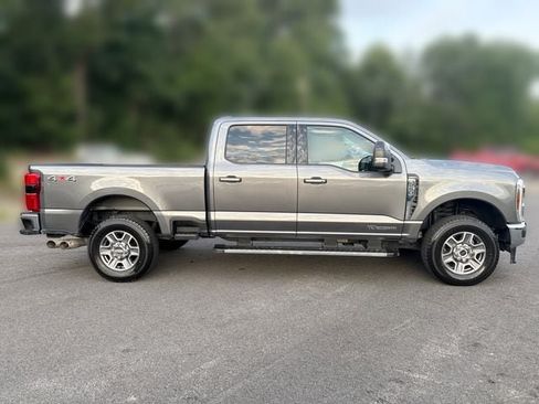 Used 2026 Ford F250 Lariat AWD/4WD image 9