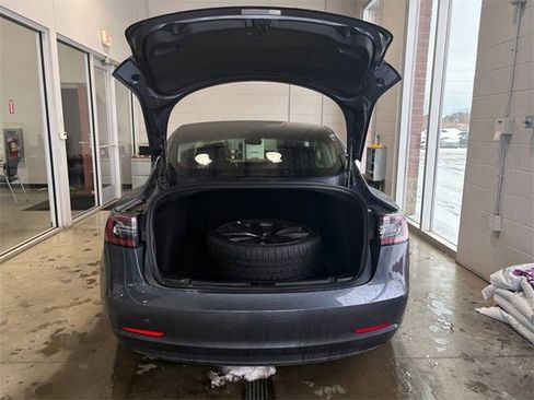 Used 2020 Tesla Model 3 Performance image 14