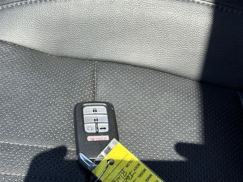 Used 2022 Honda Accord Touring image 32