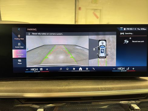 Certified 2024 BMW X5 xDrive40i w/ Premium Package image 26