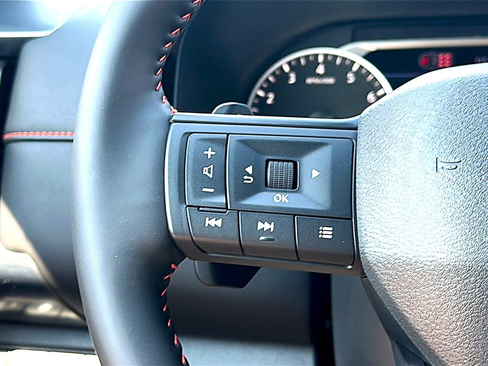 New 2026 Nissan Pathfinder Rock Creek AWD/4WD image 20