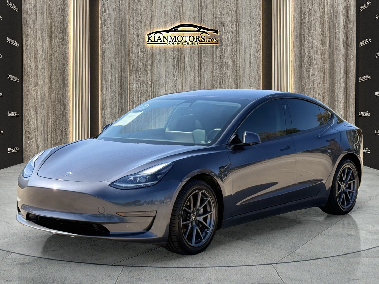 Used 2021 Tesla Model 3 Standard Range Plus RWD image 3