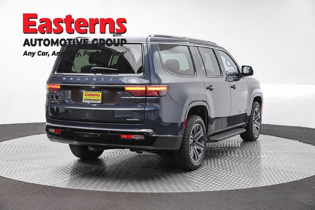 Used 2024 Jeep Wagoneer Series II w/ Flexible Seating Group AWD/4WD image 7