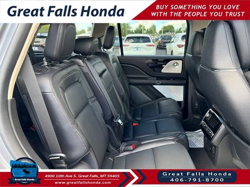 Used 2022 Lincoln Aviator Reserve w/ Equipment Group 201A AWD/4WD image 28