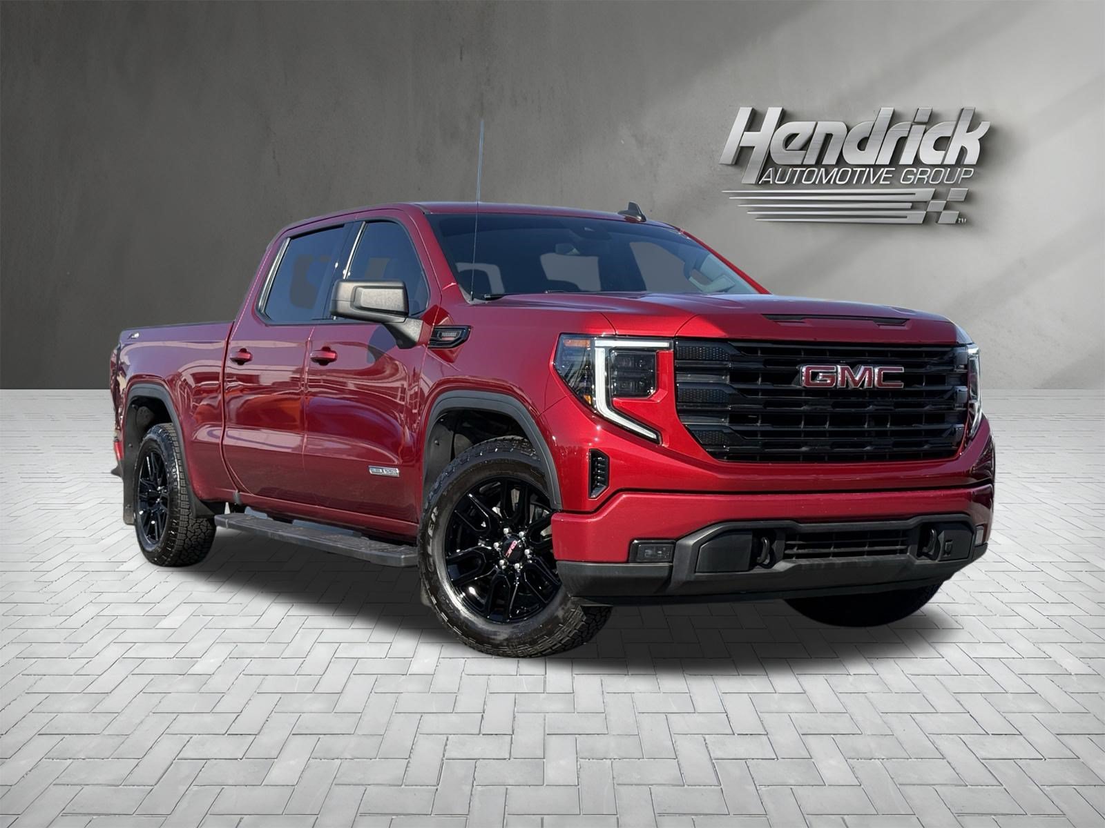 Used 2024 GMC Sierra 1500 Elevation w/ X31 Off-Road Package AWD/4WD image 2