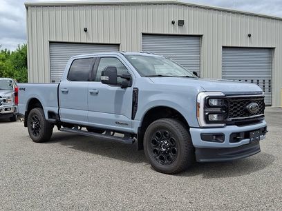 Used 2025 Ford F250 Lariat w/ Black Appearance Package