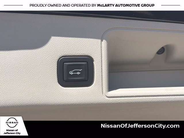 Used 2018 GMC Terrain Denali w/ Advanced Safety Package AWD/4WD image 15