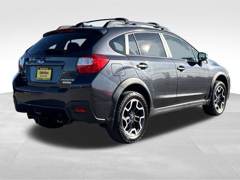 Used 2017 Subaru Crosstrek 2.0i Limited w/ Popular Package #2 image 8