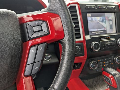 Used 2019 Ford F250 Lariat w/ Lariat Ultimate Package AWD/4WD image 23